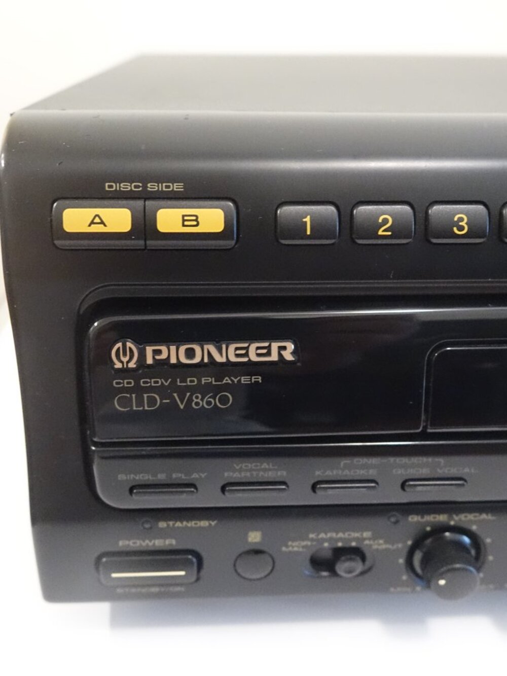 Pioneer CLD-V860 Karaoke CD/CDV/LD Both Sides Play Laser Disc Player - Picture 13 of 15